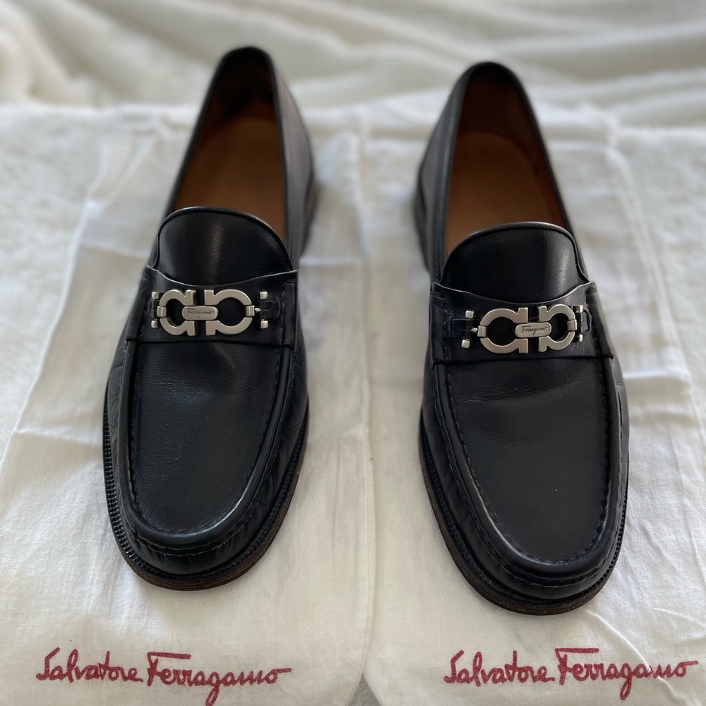 Salvatore Ferragamo Black Leather Moccasin with Gancini Ornament (Size 8 1/2)